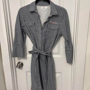 Vineyard Vines gingham shirt dress